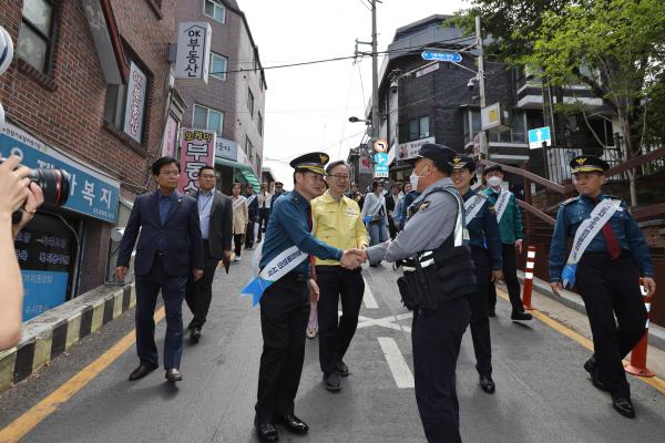 독산3동 범죄예방 사업 대상지_ 서울경찰청장 현장 방문 의 사진86