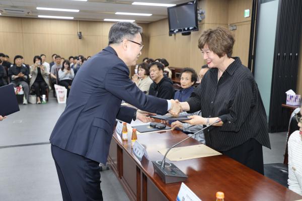 제54회 어버이날 기념 표창 수여식 의 사진25