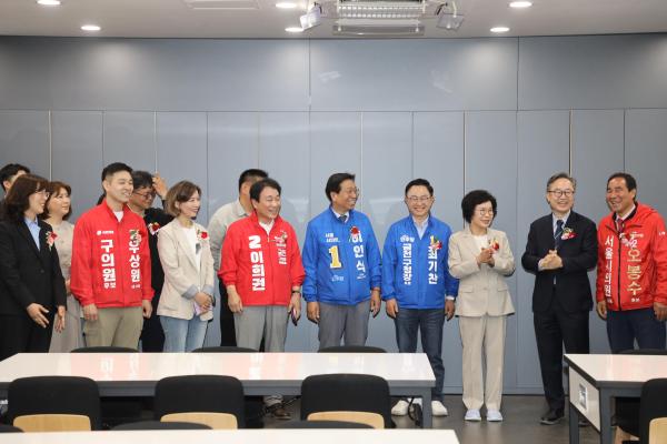 문일고 인조잔디 운동장 및 융합과학실 준공식 의 사진37