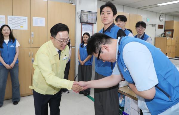 풍수해 재난안전대책본부 회의 의 사진11