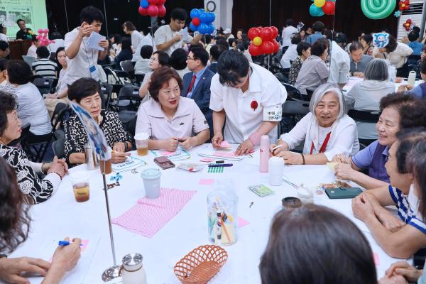 시흥4동 주민총회 의 사진95