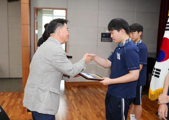 귀뚜라미문화재단 장학생 수여식 의 사진17