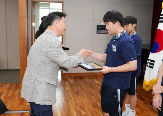 귀뚜라미문화재단 장학생 수여식 의 사진18