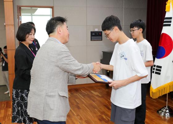 귀뚜라미문화재단 장학생 수여식 의 사진60