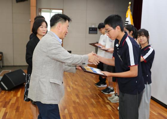 귀뚜라미문화재단 장학생 수여식 의 사진68