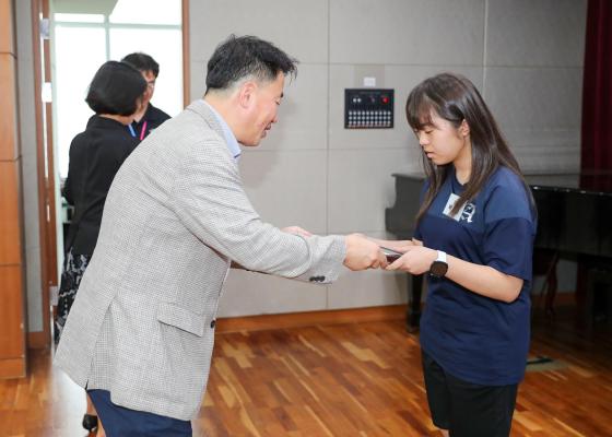 귀뚜라미문화재단 장학생 수여식 의 사진77