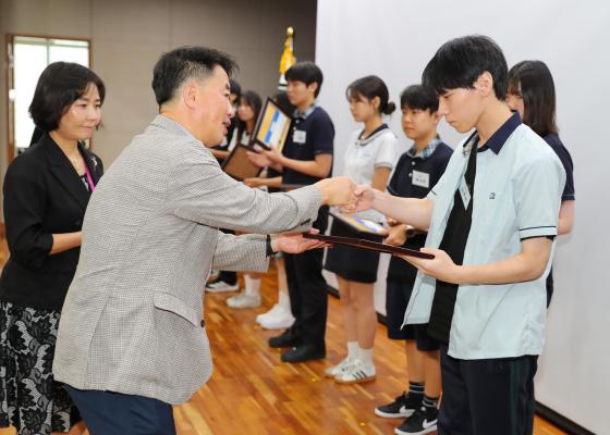 귀뚜라미문화재단 장학생 수여식 의 사진94