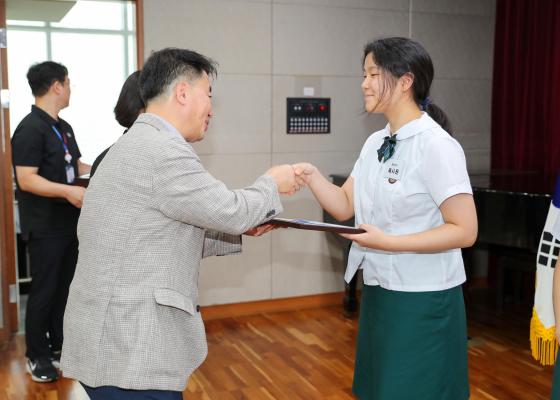 귀뚜라미문화재단 장학생 수여식 의 사진98