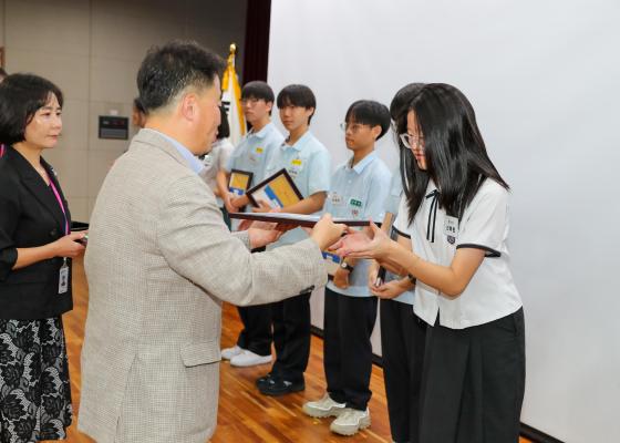 귀뚜라미문화재단 장학생 수여식 의 사진112
