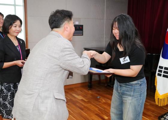 귀뚜라미문화재단 장학생 수여식 의 사진118