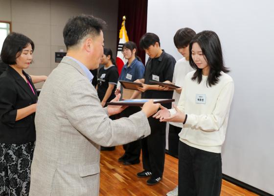 귀뚜라미문화재단 장학생 수여식 의 사진127