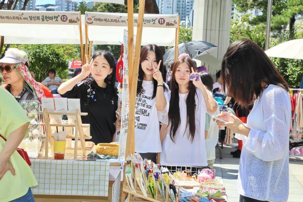 금천마켓 _라떼와 에스프레소 사이 당신의 금천마켓 의 사진35