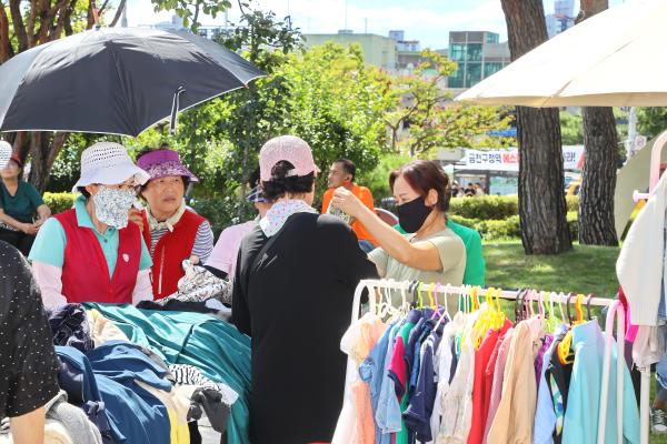 금천마켓 _라떼와 에스프레소 사이 당신의 금천마켓 의 사진36