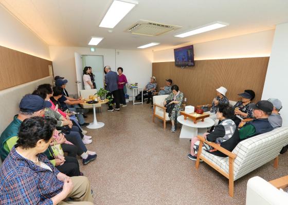 박미사랑 모아센터 어르신쉼터 개소 기념 행사 의 사진29
