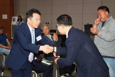 인수위원회 위촉장 수여 의 사진10