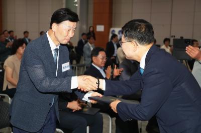 인수위원회 위촉장 수여 의 사진15