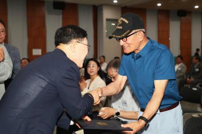 인수위원회 위촉장 수여 의 사진28