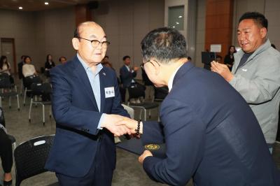 인수위원회 위촉장 수여 의 사진34