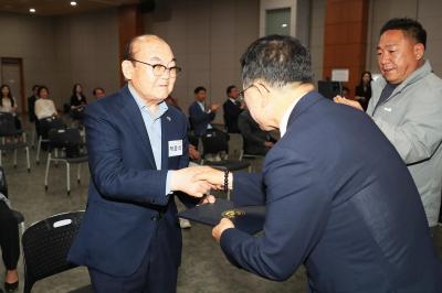 인수위원회 위촉장 수여 의 사진35