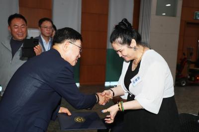 인수위원회 위촉장 수여 의 사진44