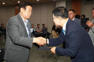 인수위원회 위촉장 수여 의 사진63