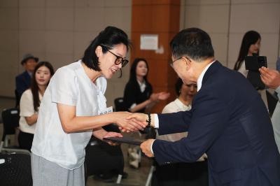 인수위원회 위촉장 수여 의 사진84