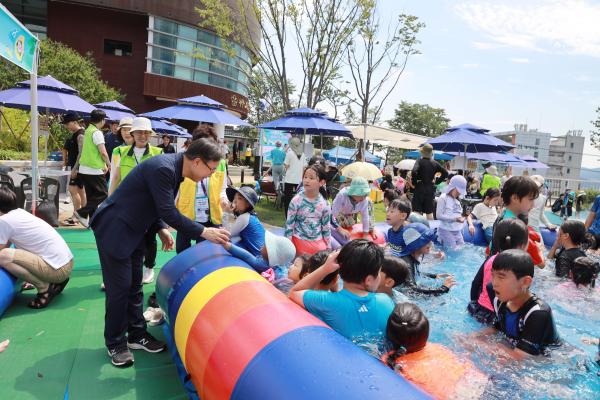시흥3동 주민자치회 물놀이축제 대표사진